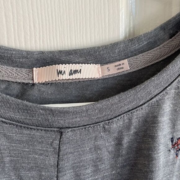 Front-Twist Top - Picture 3 of 8